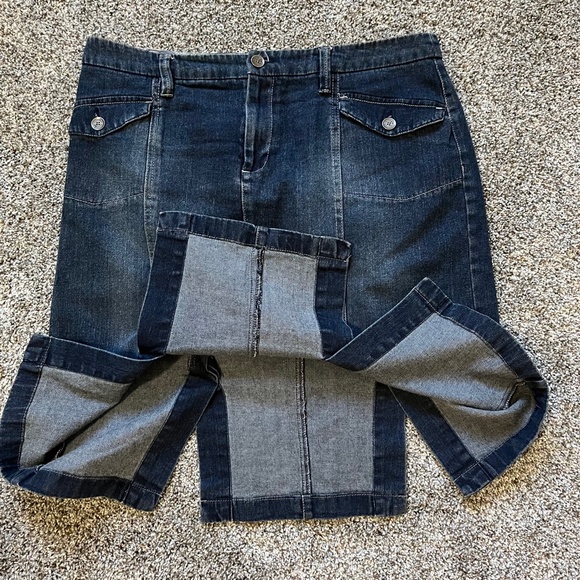 Genuine Sonoma Blue Jeans Skirt with front and back slits; Size 12 - Picture 6 of 10